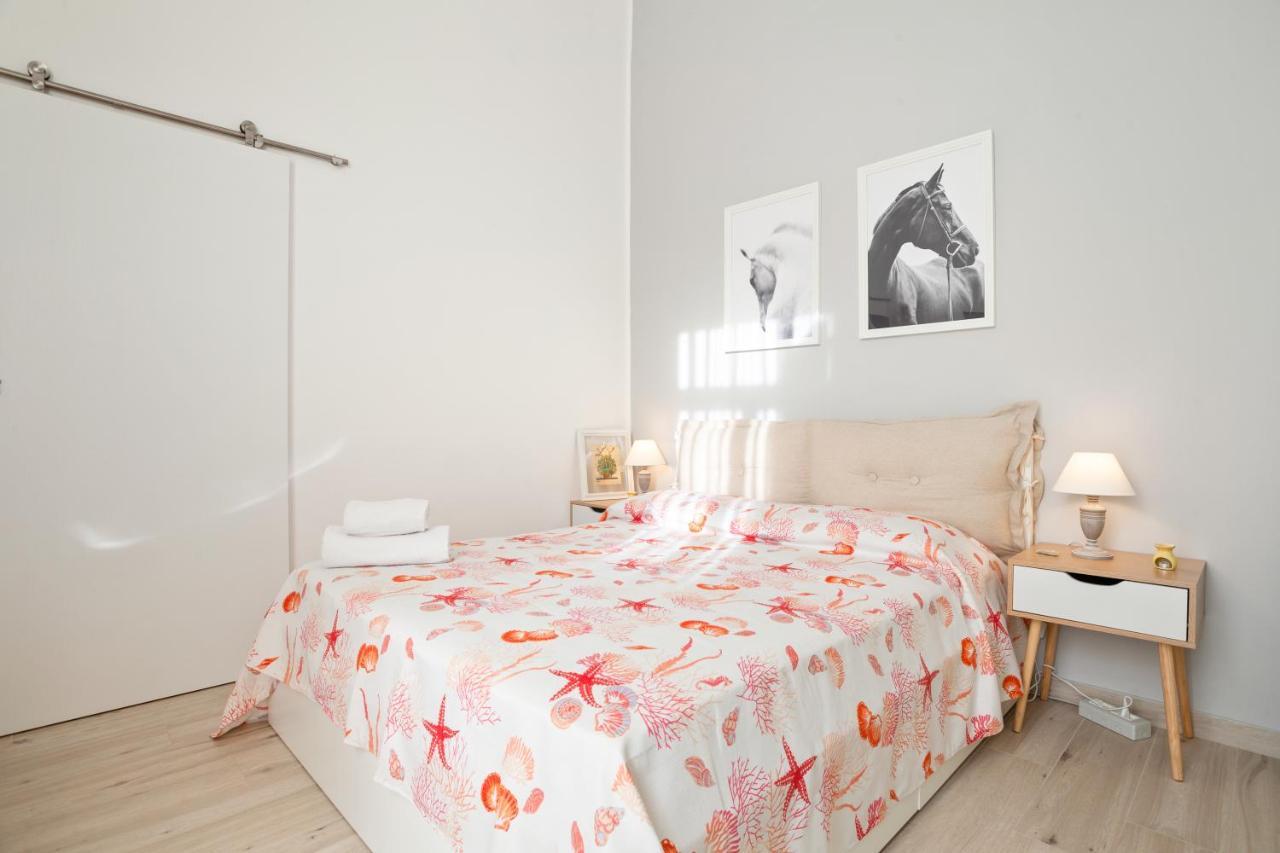 Maison San Michele Lovely Apartment Trani Eksteriør billede